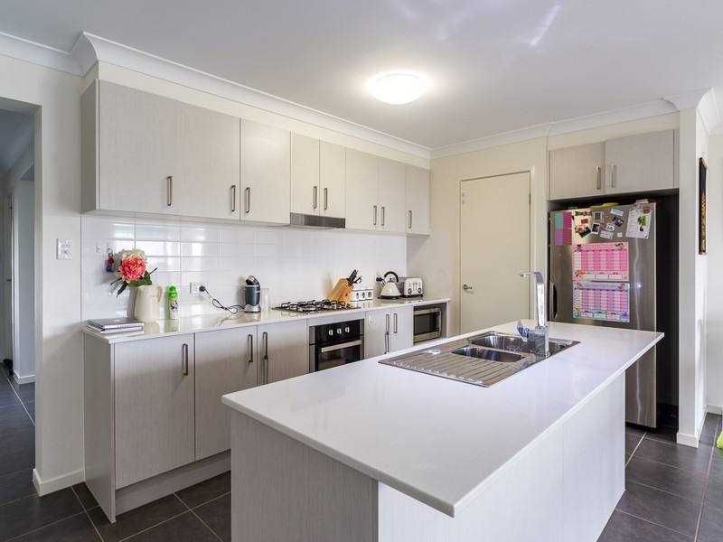20 Azure Way, Coomera QLD 4209