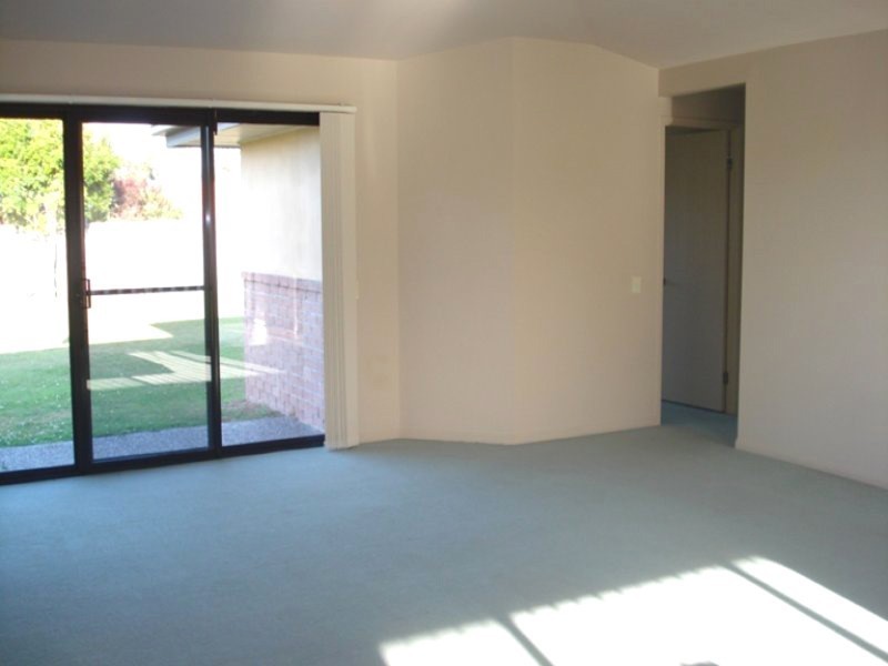 6 Nilkare Court, Upper Coomera QLD 4209