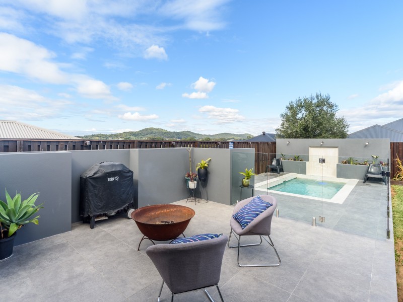 51 Mountain View Parade, Maudsland QLD 4210