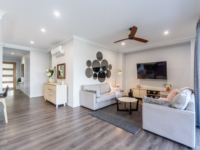 51 Mountain View Parade, Maudsland QLD 4210