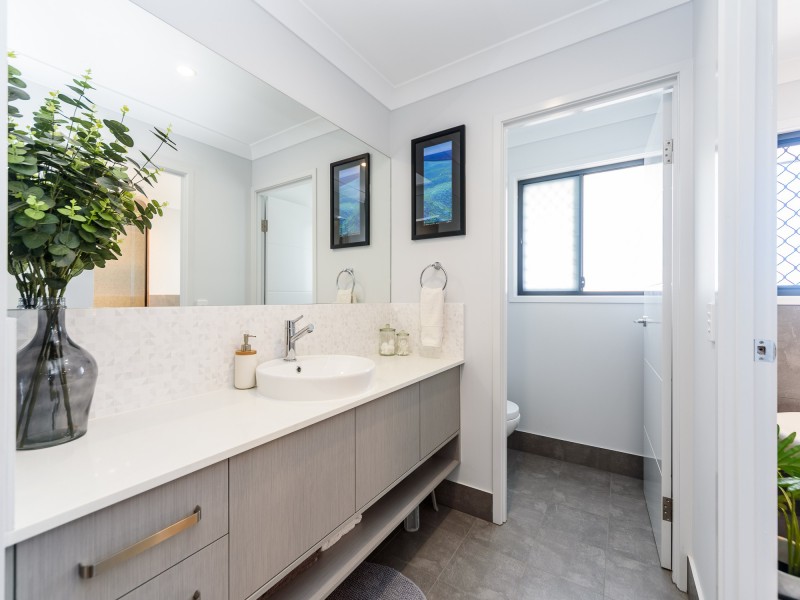 51 Mountain View Parade, Maudsland QLD 4210