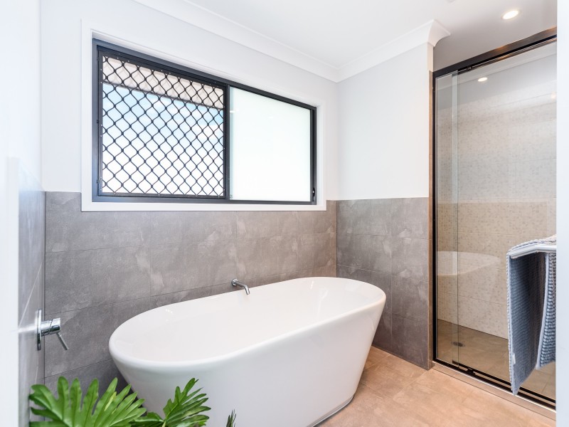 51 Mountain View Parade, Maudsland QLD 4210