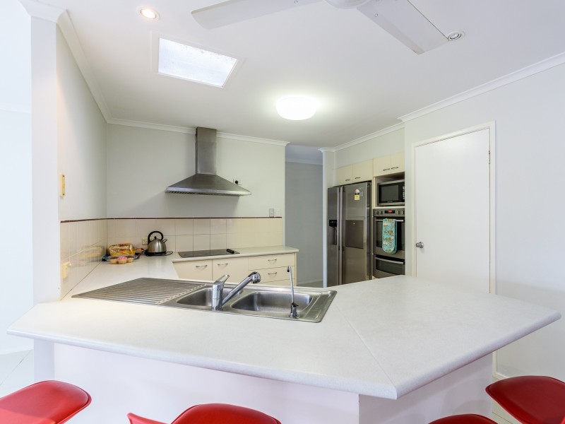 11 Dakota Place, Oxenford QLD 4210