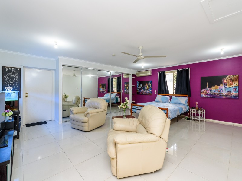 11 Dakota Place, Oxenford QLD 4210