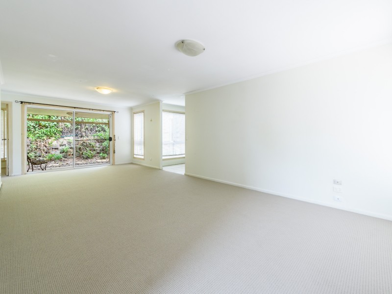 58 Studio Drive, Oxenford QLD 4210