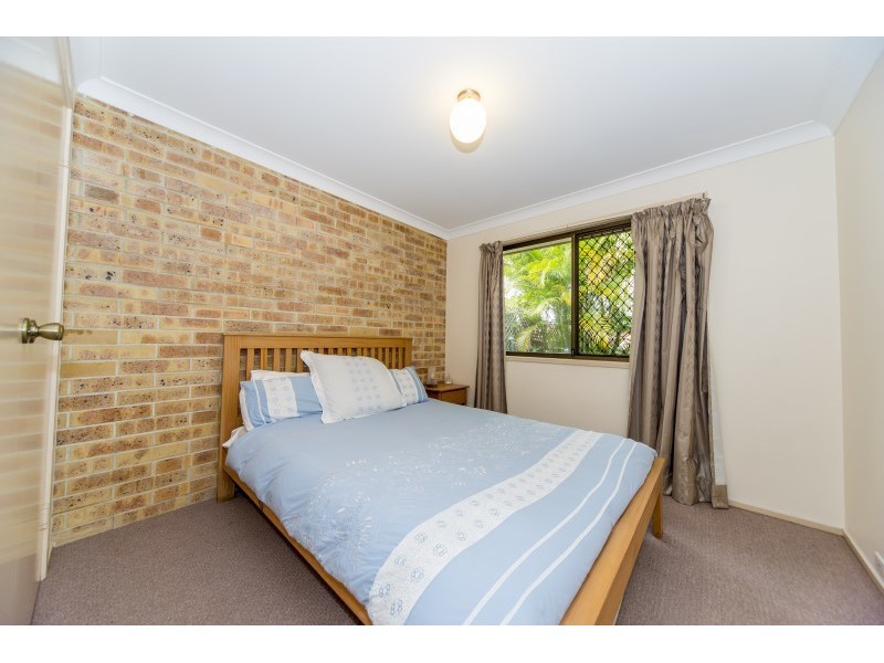 26/71 Olsen Ave, Labrador QLD 4215