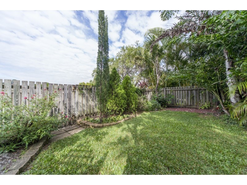 26/71 Olsen Ave, Labrador QLD 4215