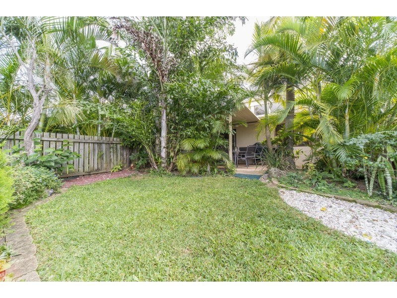 26/71 Olsen Ave, Labrador QLD 4215