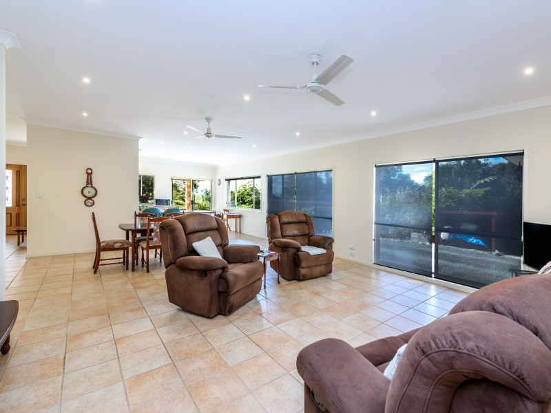 2-4 Ambon Court, Tamborine Mountain QLD 4272