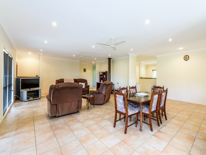 2-4 Ambon Court, Tamborine Mountain QLD 4272