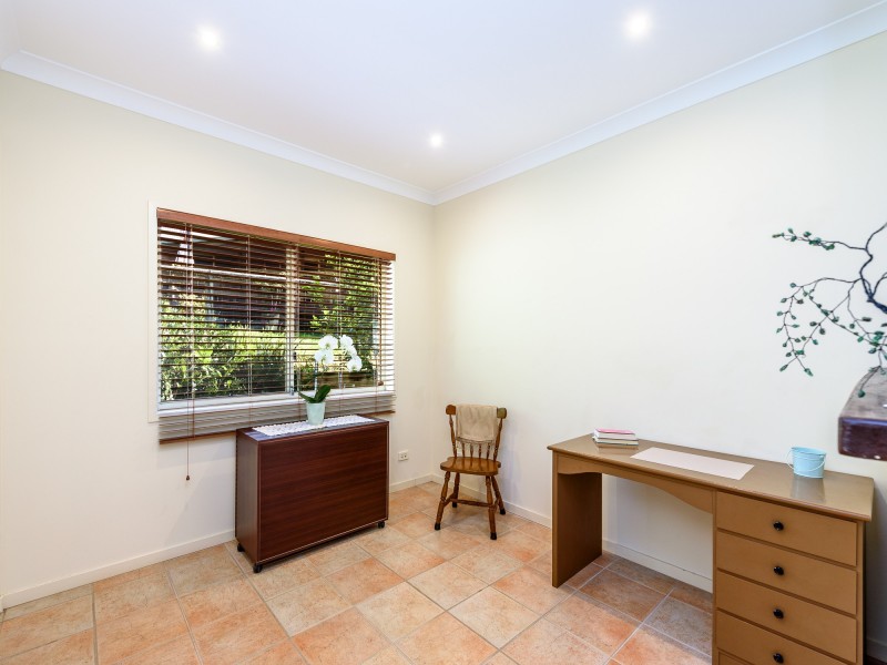 2-4 Ambon Court, Tamborine Mountain QLD 4272