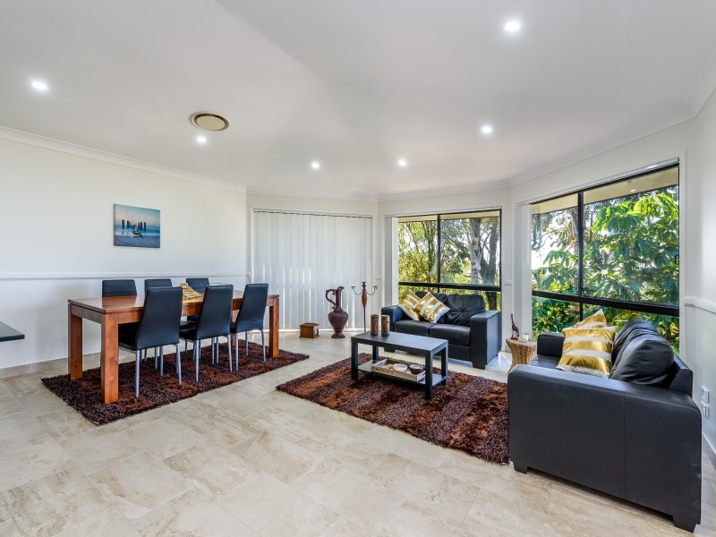 30 Palmerston Drive, Oxenford QLD 4210