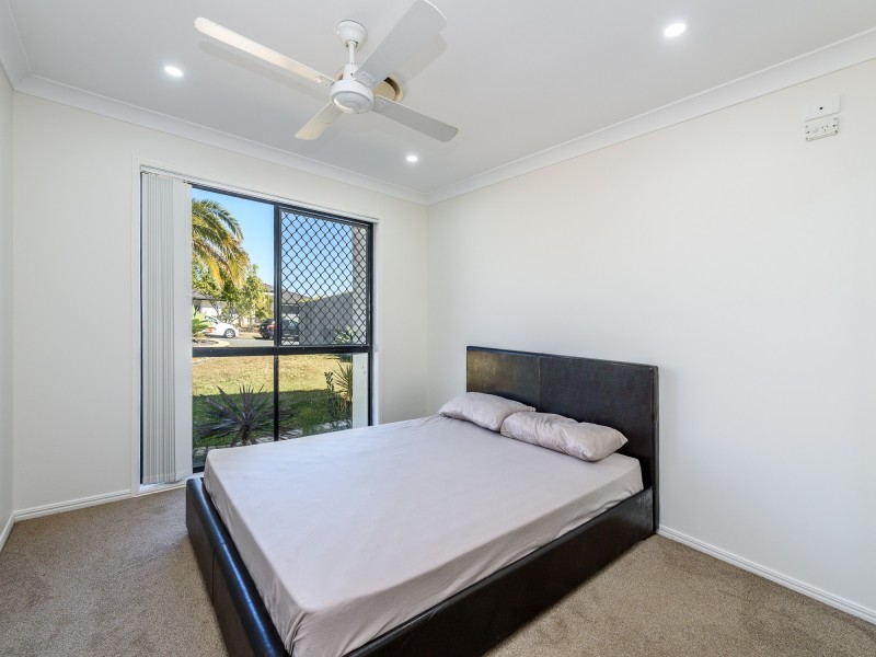 30 Palmerston Drive, Oxenford QLD 4210