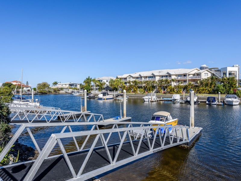 5/14-18 Jennifer Avenue, Runaway Bay QLD 4216