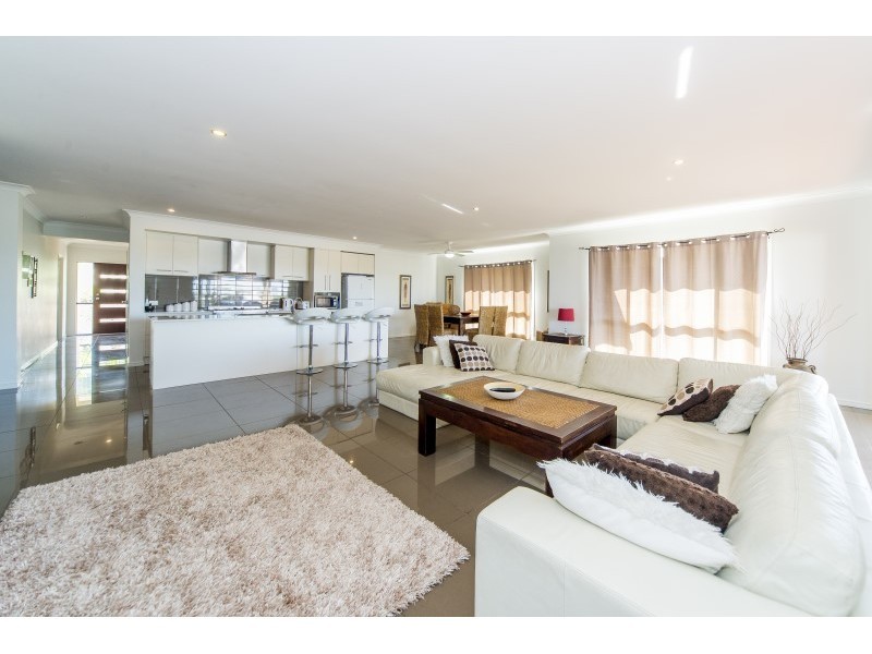 30 Warrandyte Street, Upper Coomera QLD 4209