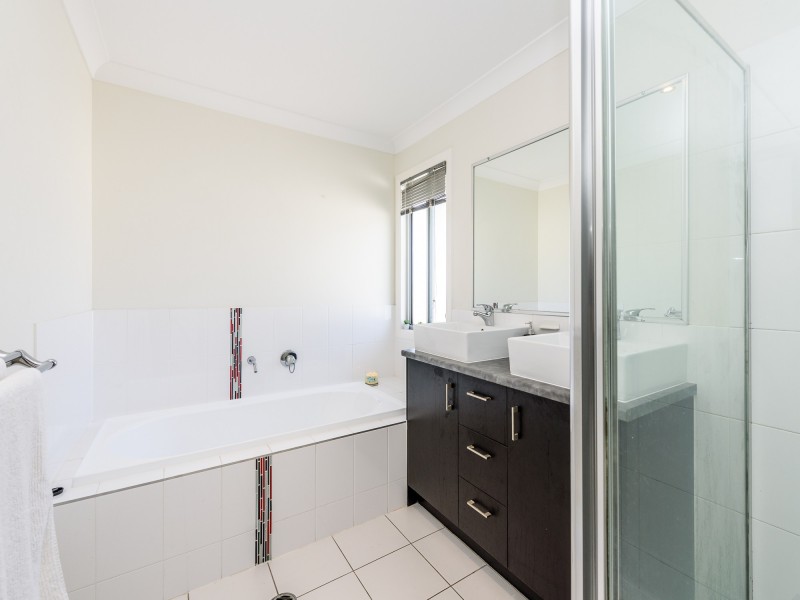 9 Annabelle Crescent, Upper Coomera QLD 4209
