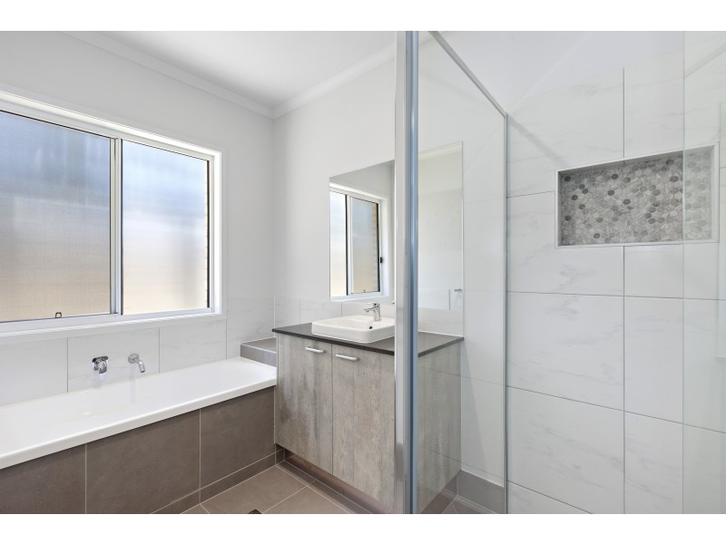 19 Buxton Avenue, Yarrabilba QLD 4207