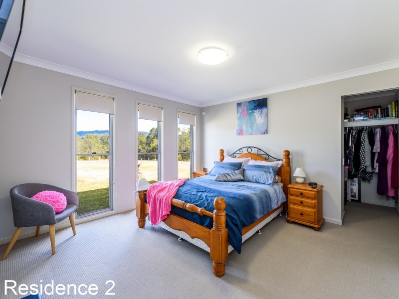 2 Gene Kelly Court, Maudsland QLD 4210