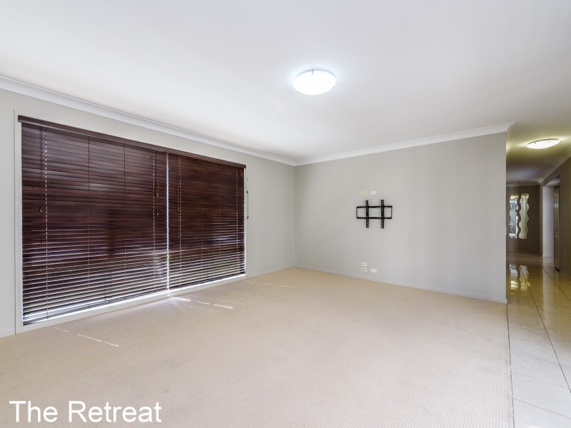 2 Gene Kelly Court, Maudsland QLD 4210