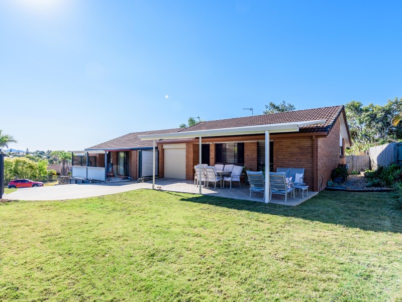 2/13 Jean Street, Labrador QLD 4215