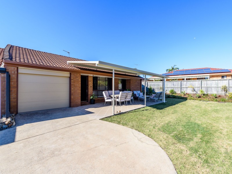 2/13 Jean Street, Labrador QLD 4215