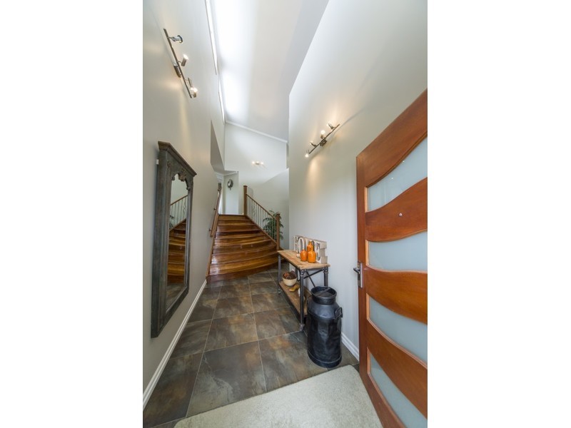 15 Villanova Avenue, Oxenford QLD 4210