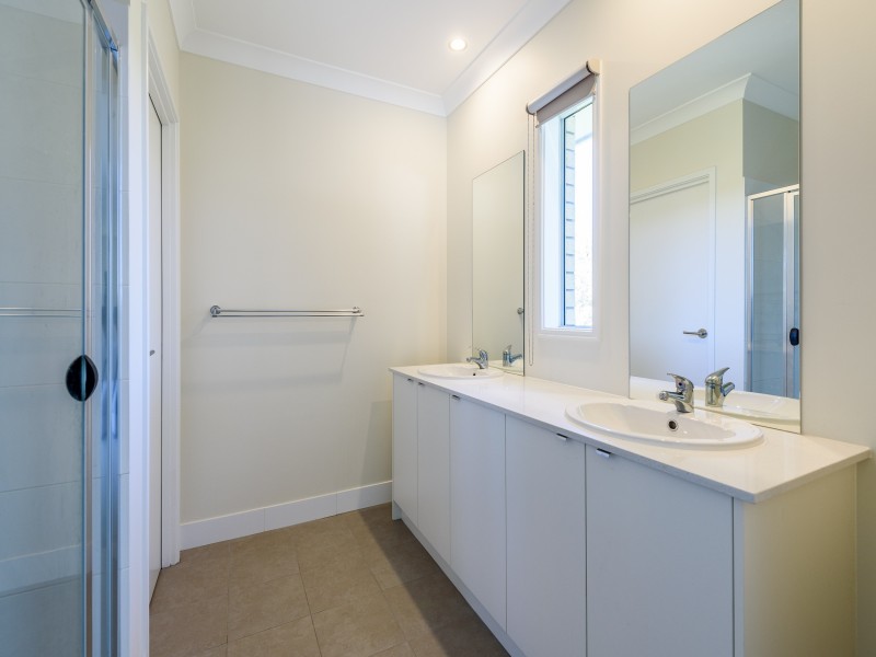 271 Wongawallan Drive, Wongawallan QLD 4210