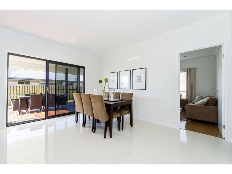 16 Wolseley Way, Upper Coomera QLD 4209