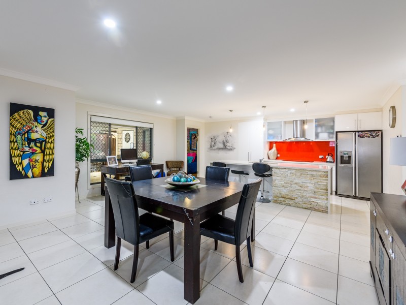 37 Manning Circuit, Pacific Pines QLD 4211