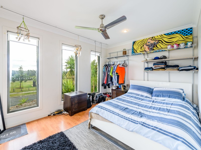 37 Manning Circuit, Pacific Pines QLD 4211