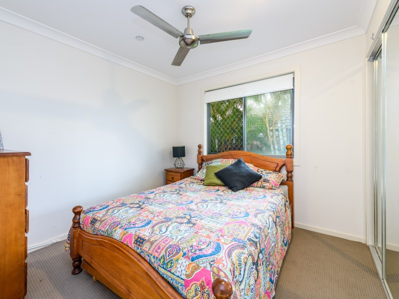 37 Manning Circuit, Pacific Pines QLD 4211