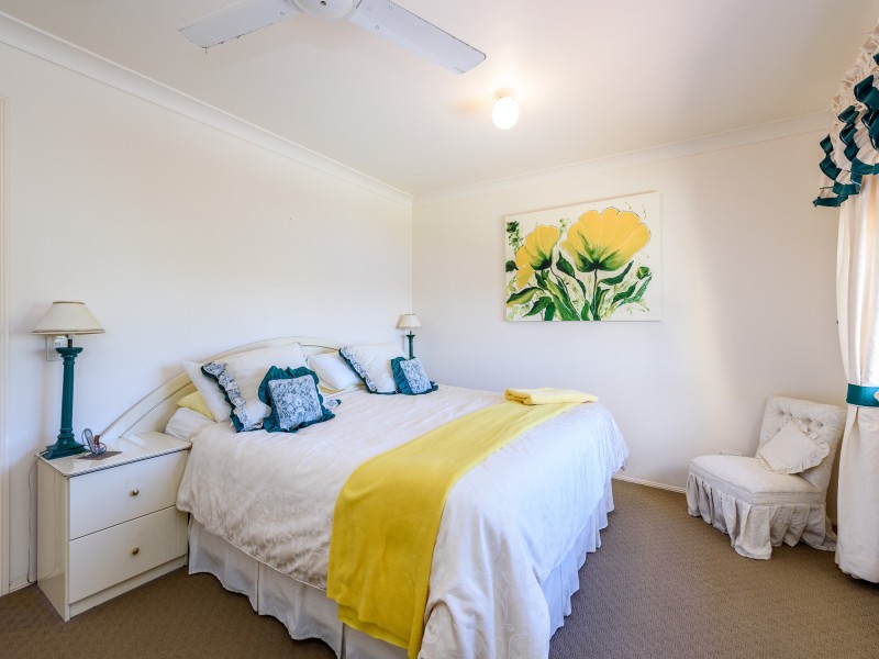 64 Burrendong Road, Coombabah QLD 4216