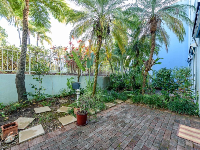 28/75 Morala Avenue, Runaway Bay QLD 4216