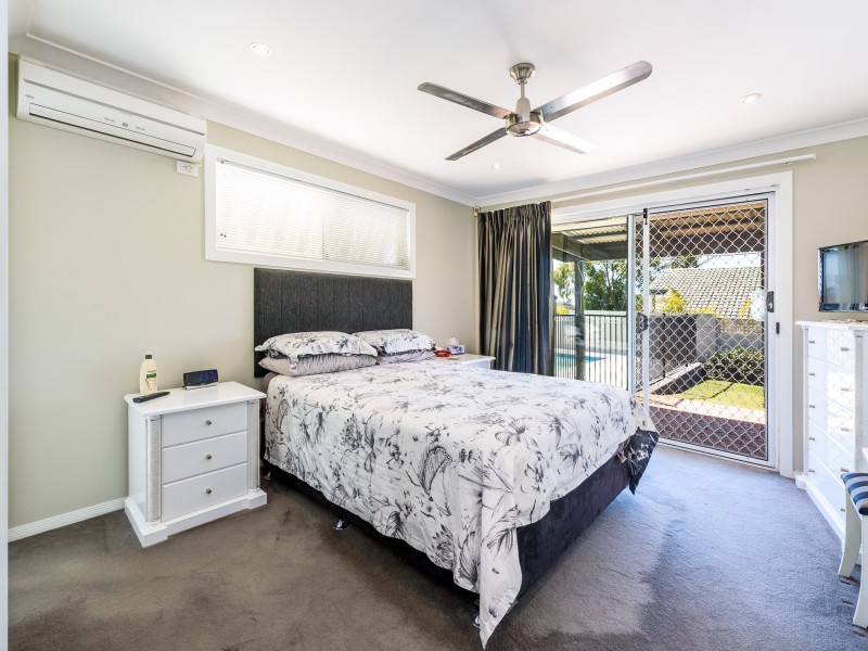 14 Pearson Close, Arundel QLD 4214