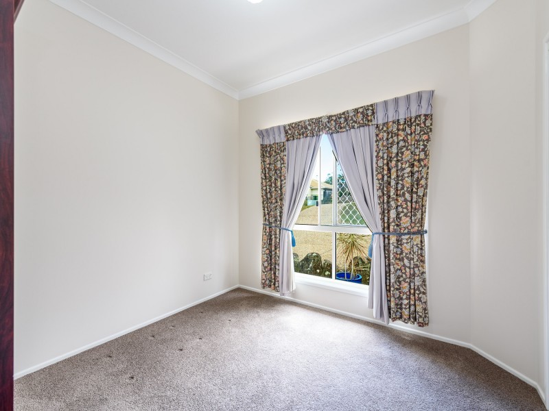 21 Papara Street, Pacific Pines QLD 4211