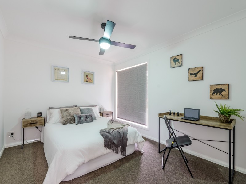 207 Mildura Drive, Helensvale QLD 4212