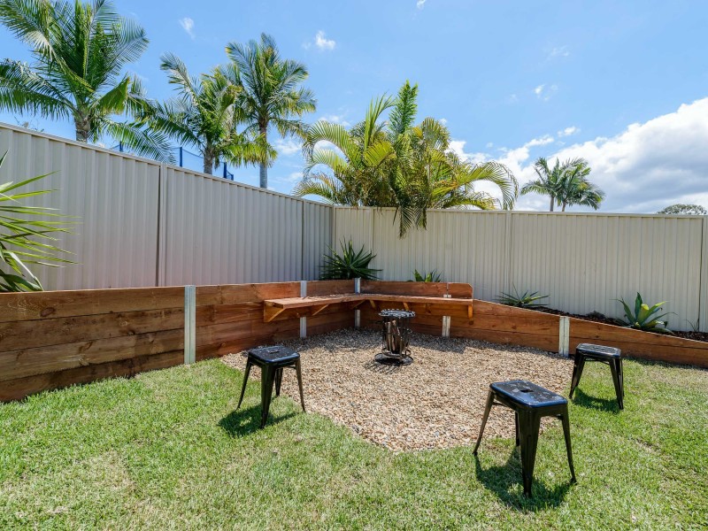 207 Mildura Drive, Helensvale QLD 4212