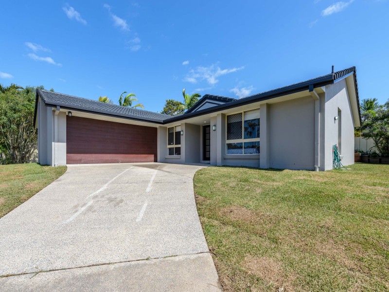 207 Mildura Drive, Helensvale QLD 4212