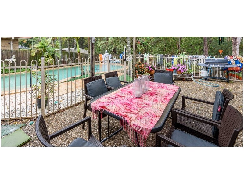 105 Henry Cotton Drive, Parkwood QLD 4214