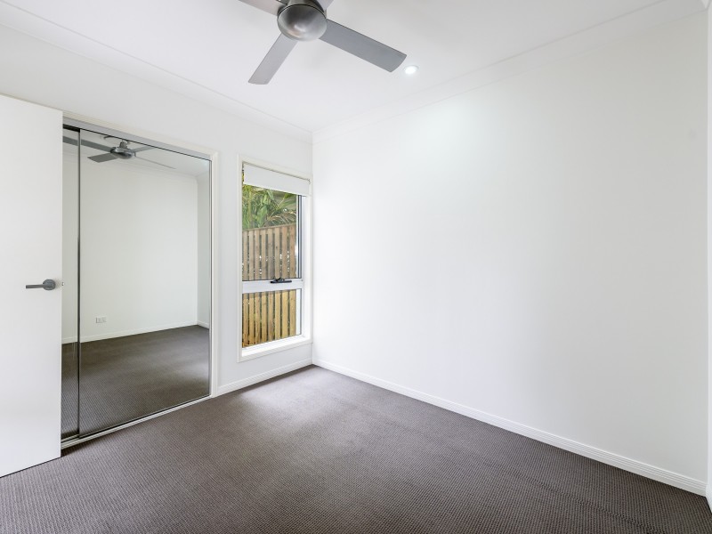 1/6 Compass Drive, Biggera Waters QLD 4216