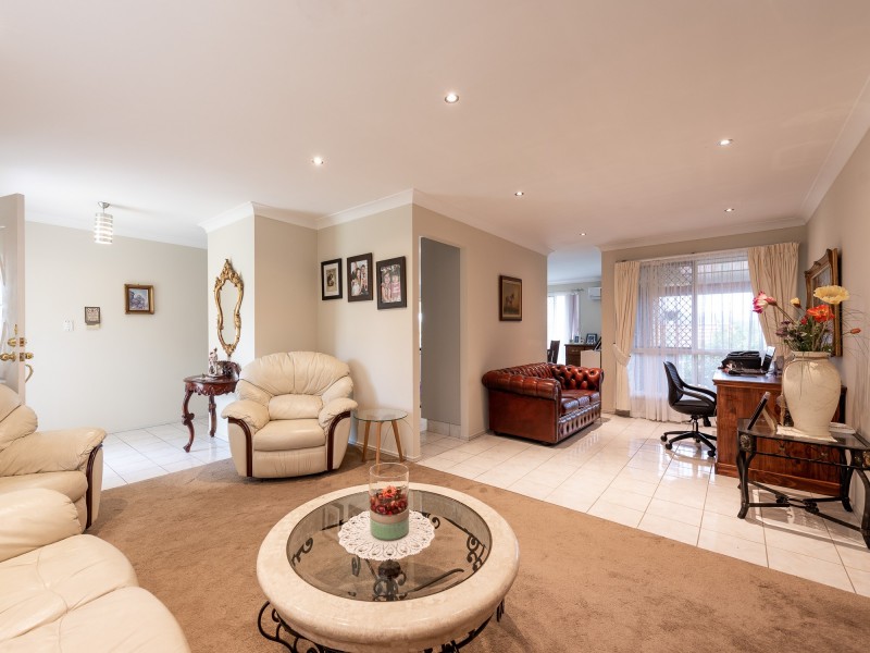 1 Greenridge Street, Oxenford QLD 4210