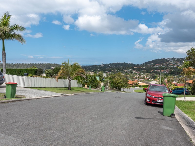 1 Greenridge Street, Oxenford QLD 4210