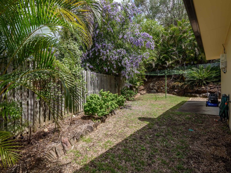 6 Woodbridge Place, Oxenford QLD 4210