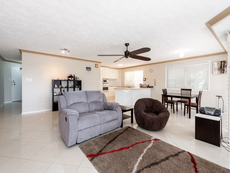 1/9-13 Madang Crescent, Runaway Bay QLD 4216