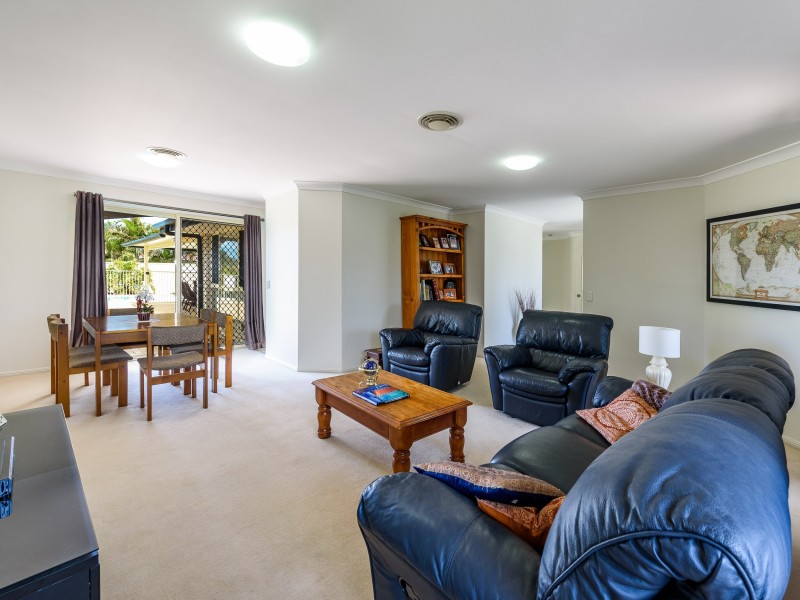 54 Inverness Way, Parkwood QLD 4214