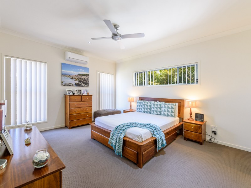 23 Rhodium Crescent, Hope Island QLD 4212