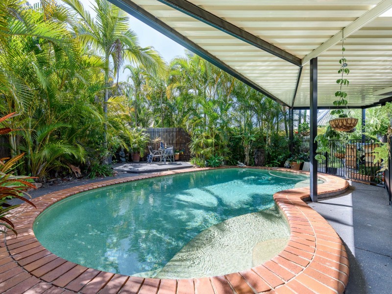 14 Rosswood Court, Helensvale QLD 4212