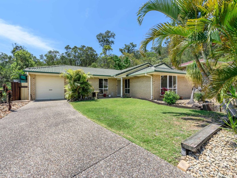4 Jane Lane, Oxenford QLD 4210