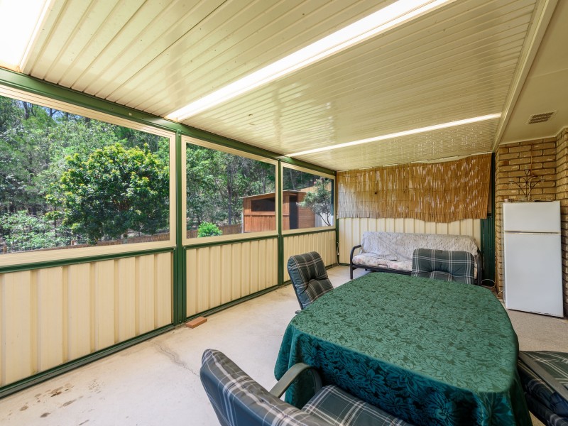 4 Jane Lane, Oxenford QLD 4210