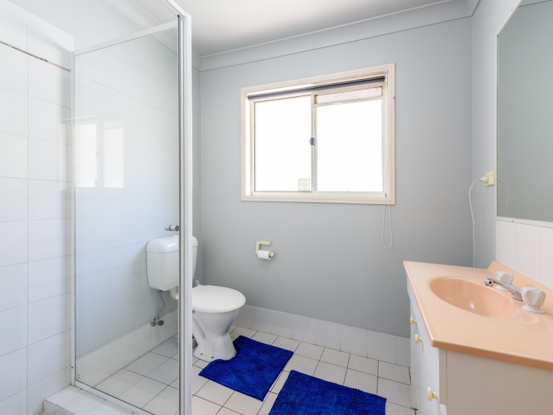 4 Jane Lane, Oxenford QLD 4210